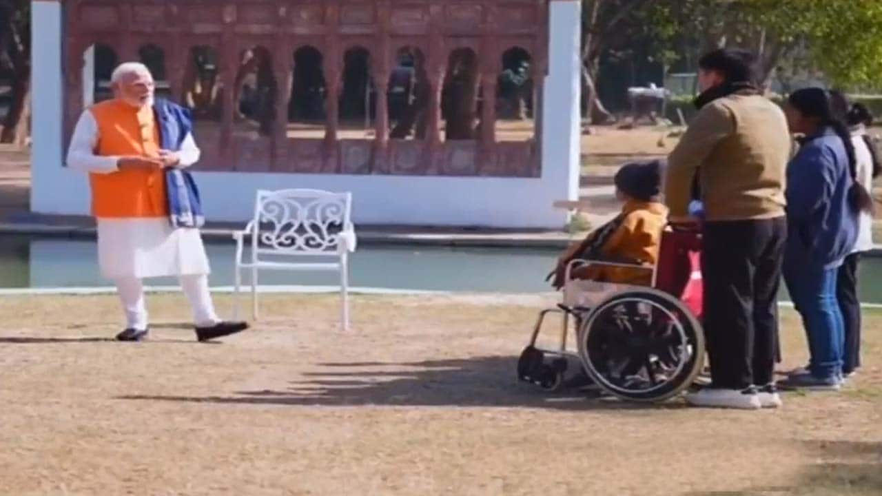 Pariksha Pe Charcha 2025: PM Modi Interacts With Disabled Student In Delhi's Sunder Nursery