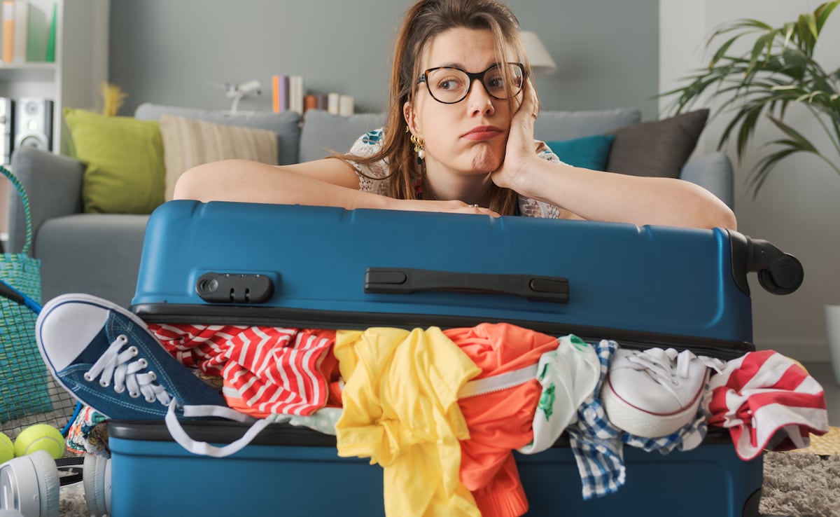 Опаковането изглежда просто докато не разберете че сте донесли пет