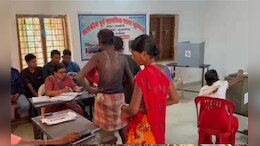 Election: वोटिंग में हो रही थी गड़बड़ी! शिकायत के बाद कलेक्टर का बड़ा एक्शन, पूरी टीम को...