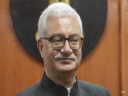 Ex Haryana Chief Secretary Vivek Joshi Takes Charge As Election Commissioner Ex Haryana Chief Secretary Vivek Joshi Takes Charge As Election Commissioner