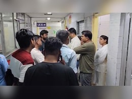 महाकुंभ से आ रही श्रद्धालुओं से भरी कार हुई अनियंत्रित, ट्रक से टक्कर के बाद तीन की मौत, दो गंभीर घायल महाकुंभ से आ रही श्रद्धालुओं से भरी कार हुई अनियंत्रित, ट्रक से टक्कर के बाद तीन की मौत, दो गंभीर घायल
