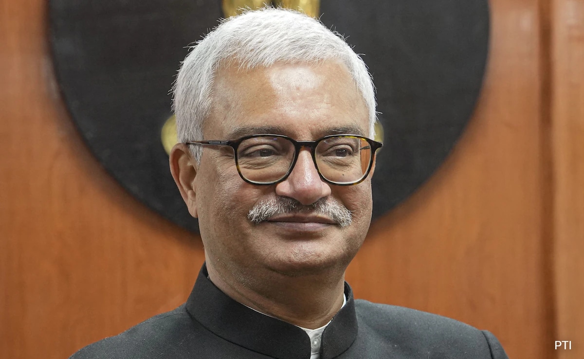 Ex Haryana Chief Secretary Vivek Joshi Takes Charge As Election ...