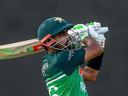 When Babar Azam Sought Help From Umar Akmal: "<i>Bhai</i>, I'm Having Trouble"