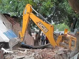 बिजयनगर ब्लैकमेल कांड: स्कूली छात्राओं से गैंगरेप के आरोपियों के घरों पर चल सकता है बुलडोजर, तीन दिन का दिया अल्टीमेटम बिजयनगर ब्लैकमेल कांड: स्कूली छात्राओं से गैंगरेप के आरोपियों के घरों पर चल सकता है बुलडोजर, तीन दिन का दिया अल्टीमेटम