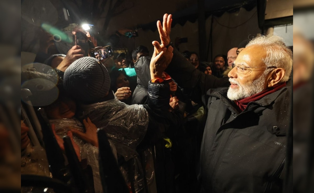 'आपको ऐसी ठंड में तो...', पीएम मोदी ने वॉशिंगटन में अपने स्वागत में खड़ी दिव्यांग महिला से कही दिल छू लेने वाली बात