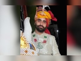 Shocking VIDEO : नवरी वाट पाहत राहिली, नवरदेवाचा मंडपातच हार्ट अटॅकने मृत्यू Shocking VIDEO : नवरी वाट पाहत राहिली, नवरदेवाचा मंडपातच हार्ट अटॅकने मृत्यू