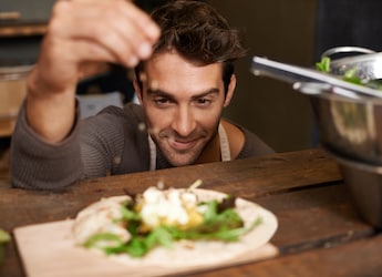 5 Easy And Helpful Tips To Start Your Cooking Journey As An Adult 5 Easy And Helpful Tips To Start Your Cooking Journey As An Adult