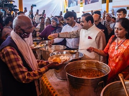 गौतम अदाणी ने महाकुंभ में सेवा के अनुभव को किया साझा, बोले - तेरा तुझको अर्पण गौतम अदाणी ने महाकुंभ में सेवा के अनुभव को किया साझा, बोले - तेरा तुझको अर्पण