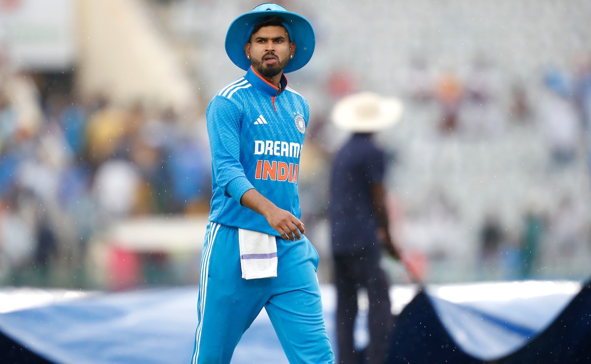 On Shreyas Iyers Asia Cup Snub, Ex-Pak Stars Honest Take: Pakistan <i>Mein Hota To...</i>