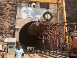 Telangana: Tunnel Boring Machine Parts Being Cut To Reach Trapped Workers Telangana: Tunnel Boring Machine Parts Being Cut To Reach Trapped Workers