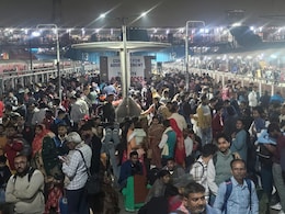 11 Women, 5 Children Among 18 Dead In Maha Kumbh Rush At Delhi Railway Station 11 Women, 5 Children Among 18 Dead In Maha Kumbh Rush At Delhi Railway Station