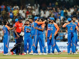 "Shades Of Yuvraj Singh": Kevin Pietersen Clean Bowled By India Star