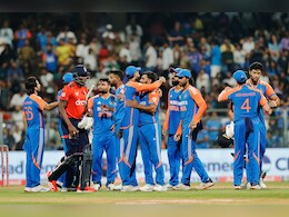 IND vs ENG: इंग्लैंड के खिलाफ नए अंदाज़ में दिखेगी टीम इंडिया, सामने आई तस्वीर IND vs ENG: इंग्लैंड के खिलाफ नए अंदाज़ में दिखेगी टीम इंडिया, सामने आई तस्वीर