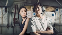 <i>When The Stars Gossip</i> Review: Lee Min-Ho's Comeback K-Drama Feels Like It's Trying To Hit All The Right Notes But Is Laughably Bad