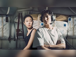 <i>When The Stars Gossip</i> Review: Lee Min-Ho's Comeback K-Drama Feels Like It's Trying To Hit All The Right Notes But Is Laughably Bad <i>When The Stars Gossip</i> Review: Lee Min-Ho's Comeback K-Drama Feels Like It's Trying To Hit All The Right Notes But Is Laughably Bad