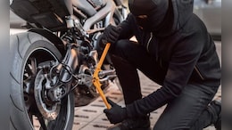 Pune Thief : दुचाकी चोरून पुन्हा मालकाकडे, सोबत क्षमायाचनेची चिठ्ठीही; अजब चोर पाहून पोलिसही चाट!&nbsp;