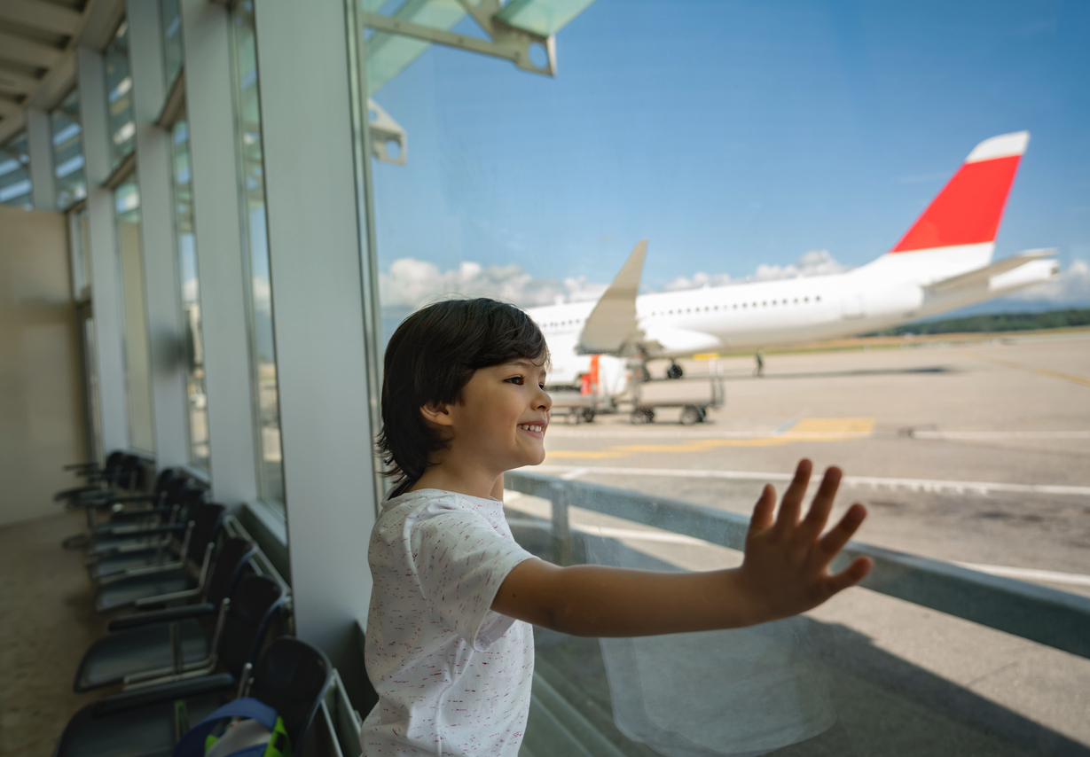 Flight Booking: फ्लाइट में बच्चों का टिकट लगता है या नहीं? ज्यादातर लोग नहीं जानते ये बात