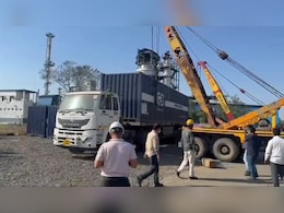 Bhopal Gas Tragedy: यूनियन कार्बाइड का कचरा निपटान का मामला पहुंचा सुप्रीम कोर्ट, केंद्र और MP सरकार से मांगा जवाब Bhopal Gas Tragedy: यूनियन कार्बाइड का कचरा निपटान का मामला पहुंचा सुप्रीम कोर्ट, केंद्र और MP सरकार से मांगा जवाब