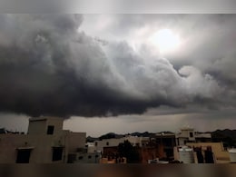 Rajasthan Weather: नए विक्षोभ से आज राजस्थान के कई जिलों में बारिश का अनुमान; बाड़मेर में तापमान 35 डिग्री के पार 