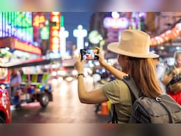 Bangkok tourism: बँकॉकला पर्यटक नेमकं कशासाठी जातात? काय आहे तेथील वैशिष्ट्य? Bangkok tourism: बँकॉकला पर्यटक नेमकं कशासाठी जातात? काय आहे तेथील वैशिष्ट्य?