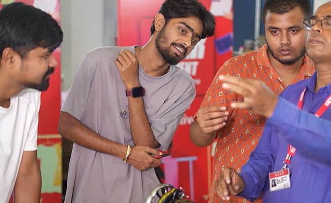 USHA And Star Cement's Innovative Mechanic Training Program USHA And Star Cement's Innovative Mechanic Training Program