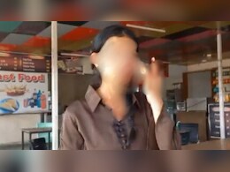 Dhar News: पहले कार को मारी टक्कर, फिर आरोपियों ने दंपती और बेटी को बेरहमी से पीटा; युवती के चेहरे से बही खून की धार Dhar News: पहले कार को मारी टक्कर, फिर आरोपियों ने दंपती और बेटी को बेरहमी से पीटा; युवती के चेहरे से बही खून की धार