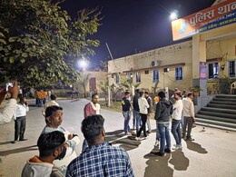 अजमेर में स्कूली लड़कियों से दोस्ती, फिर ब्लैकमेल कर धर्मपरिवर्तन की कोशिश, हिंदू संगठनों के हंगामे के बाद 7 आरोपी डिटेन अजमेर में स्कूली लड़कियों से दोस्ती, फिर ब्लैकमेल कर धर्मपरिवर्तन की कोशिश, हिंदू संगठनों के हंगामे के बाद 7 आरोपी डिटेन