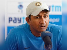 IND vs ENG: अभिषेक शर्मा नहीं, ये खिलाड़ी है टीम इंडिया का अगला सुपरस्टार, संजय बांगड़ के बयान ने मचाई खलबली IND vs ENG: अभिषेक शर्मा नहीं, ये खिलाड़ी है टीम इंडिया का अगला सुपरस्टार, संजय बांगड़ के बयान ने मचाई खलबली