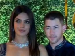 प्रियंका चोपड़ा के भाई की शादी में शामिल होने पहुंचे जीजू निक जोनस, संगीत सेरेमनी में यूं जमाया रंग प्रियंका चोपड़ा के भाई की शादी में शामिल होने पहुंचे जीजू निक जोनस, संगीत सेरेमनी में यूं जमाया रंग