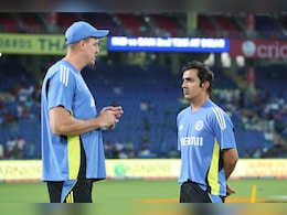 Champions Trophy: चैंपियंस ट्रॉफी की शुरुआत से पहले भारत को झटका, इस दिग्गज पर टूटा दुखों का पहाड़