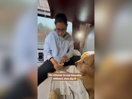 Watch: Dog Refuses To Eat Biscuits Without Dipping These In Tea First, Internet Reacts Watch: Dog Refuses To Eat Biscuits Without Dipping These In Tea First, Internet Reacts