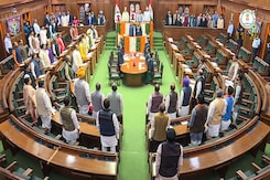 Rs 2,002-Crore Loss To Delhi Government Due To Liquor Policy: CAG Report Rs 2,002-Crore Loss To Delhi Government Due To Liquor Policy: CAG Report