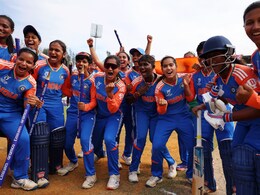भारतीय महिला  U19 टीम के चैंपियन बनने पर BCCI ने खिलाड़ियों पर की पैसों की बारिश, इतने करोड़ देने का किया ऐलान भारतीय महिला  U19 टीम के चैंपियन बनने पर BCCI ने खिलाड़ियों पर की पैसों की बारिश, इतने करोड़ देने का किया ऐलान
