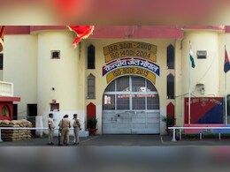 सौरभ शर्मा से पूछताछ करने जेल पहुंची ED की टीम, खुल सकते हैं काली कमाई के राज ! सौरभ शर्मा से पूछताछ करने जेल पहुंची ED की टीम, खुल सकते हैं काली कमाई के राज !