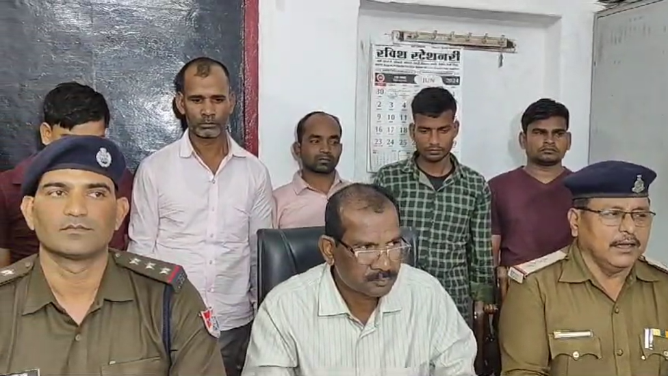 Jewel Thief In Train: चोरों ने ट्रेन से उड़ाए 6 लाख रुपए का गोल्ड, ऐसे दबोचे गए 5 लुटेरे