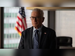 <i>Zero Day</i> Review: Robert De Niro's Series Is A Slow, Uneven Trek Through Uncharted Territory