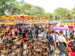 Surajkund Mela: ₹500 के अंदर कैसे घूमें पूरा सूरजकुंड मेला? बजट टिप्स और टिकट डिस्काउंट की जानकारी
