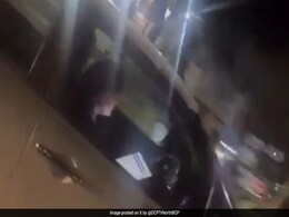 Watch: Woman Caught Working While Driving, Bengaluru Traffic Cop Says This Watch: Woman Caught Working While Driving, Bengaluru Traffic Cop Says This