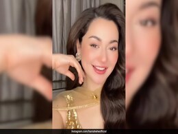 Hania Aamir Aces The Dreamy Girl Look In A Gilded And Blushed Glam Moment Hania Aamir Aces The Dreamy Girl Look In A Gilded And Blushed Glam Moment