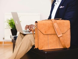 गंदा हो गया आपका Laptop bag, कैरी करने में हो रही है परेशानी, तो तुरंत बदल डालें इसे, Amazon दे रहा 679 रुपए में ड्यूरेबल बैग गंदा हो गया आपका Laptop bag, कैरी करने में हो रही है परेशानी, तो तुरंत बदल डालें इसे, Amazon दे रहा 679 रुपए में ड्यूरेबल बैग