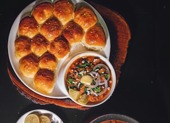 What To Pack In The Tiffin? Try These 7 Regional Indian Lunchbox Recipes