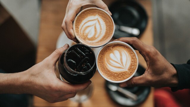 Avoid drinking coffee on an empty stomach