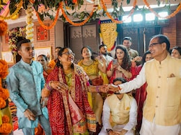 जट यमला पगला दिवाना... शिवराज सिंह चौहान पत्नीसोबत जोरदार नाचले, कारणही खास! Video