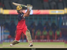 WPL 2025: RCB ने पहले ही मैच में मचाया तहलका, तोड़ा लीग का सबसे बड़ा रिकॉर्ड, वर्ल्ड क्रिकेट भी चौंका WPL 2025: RCB ने पहले ही मैच में मचाया तहलका, तोड़ा लीग का सबसे बड़ा रिकॉर्ड, वर्ल्ड क्रिकेट भी चौंका