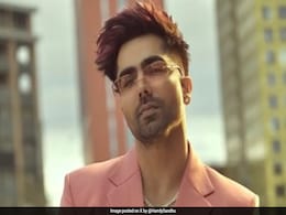 Popular Punjabi Singer Harrdy Sandhu Briefly Detained During Chandigarh Performance Popular Punjabi Singer Harrdy Sandhu Briefly Detained During Chandigarh Performance