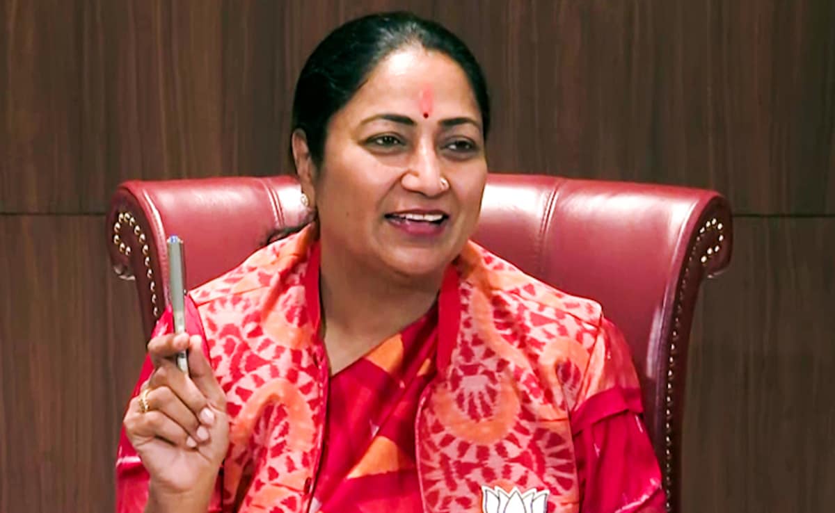 Delhi Chief Minister Rekha Gupta Launches Unified Emergency Helpline 112