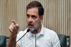 Rahul Gandhi Slams Poll Body, Claims "Maharashtra Voters More Than Its Population" Rahul Gandhi Slams Poll Body, Claims "Maharashtra Voters More Than Its Population"