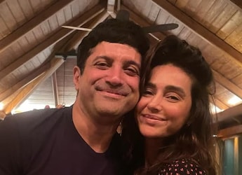 Shibani Dandekar And Farhan Akhtar's Anniversary Celebrations Featured These Sweet Delights Shibani Dandekar And Farhan Akhtar's Anniversary Celebrations Featured These Sweet Delights