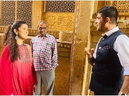 IIFA 2025: जैसलमेर की तंग गलियों में दौड़ती-भागती नजर आईं अभिनेत्री निम्रत कौर, क्लू की मदद से खोज निकाला 'खजाना' IIFA 2025: जैसलमेर की तंग गलियों में दौड़ती-भागती नजर आईं अभिनेत्री निम्रत कौर, क्लू की मदद से खोज निकाला 'खजाना'