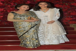 Suhana-Gauri Khan Are A Vision In White At Aadar-Alekha's Wedding Suhana-Gauri Khan Are A Vision In White At Aadar-Alekha's Wedding